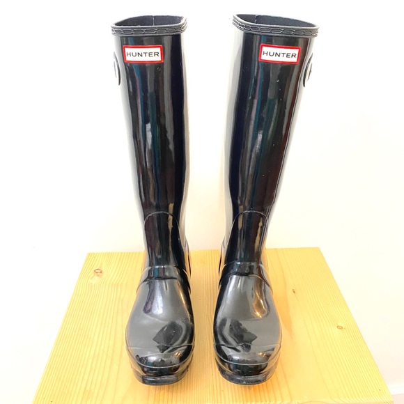 Hunter Shoes - Hunter Boots Tall Classic Glossy Black Size 8 Rain